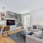 Whome | Prime Location Luxury Apartament