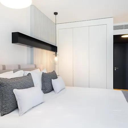 Apartament Whome | Prime Location Luxury *