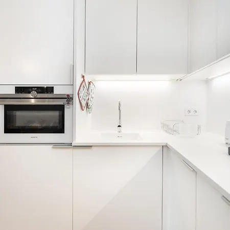 Whome | Prime Location Luxury Lejlighed *